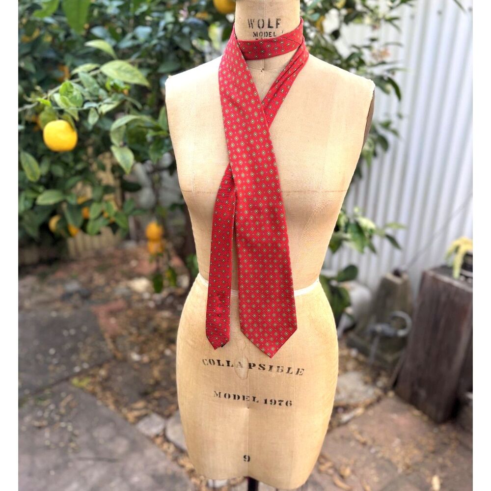 Balenciaga Red Geometric Yellow Blue Diamond 100% Silk Tie Made Italy 3.75" Base